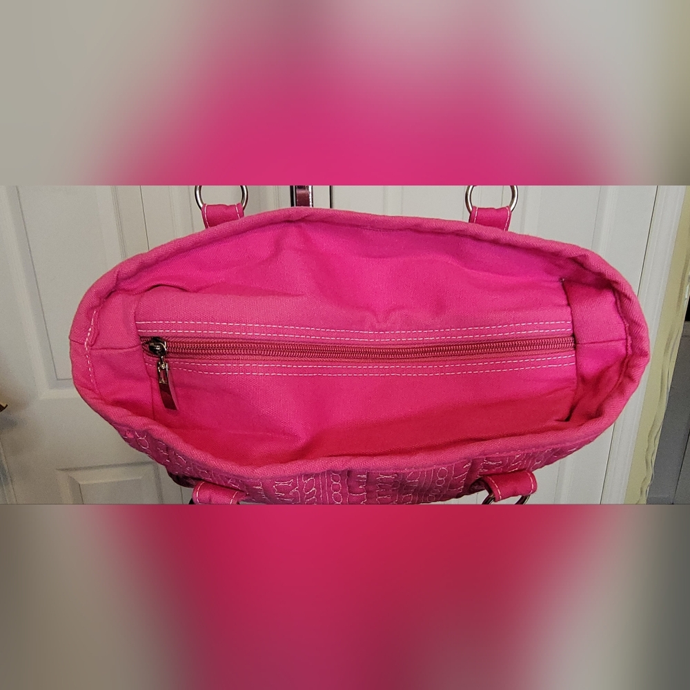 #555-Chic Hot Pink Cool Stitching Sautchal w Twirley/bag charm - Picture 4 of 14